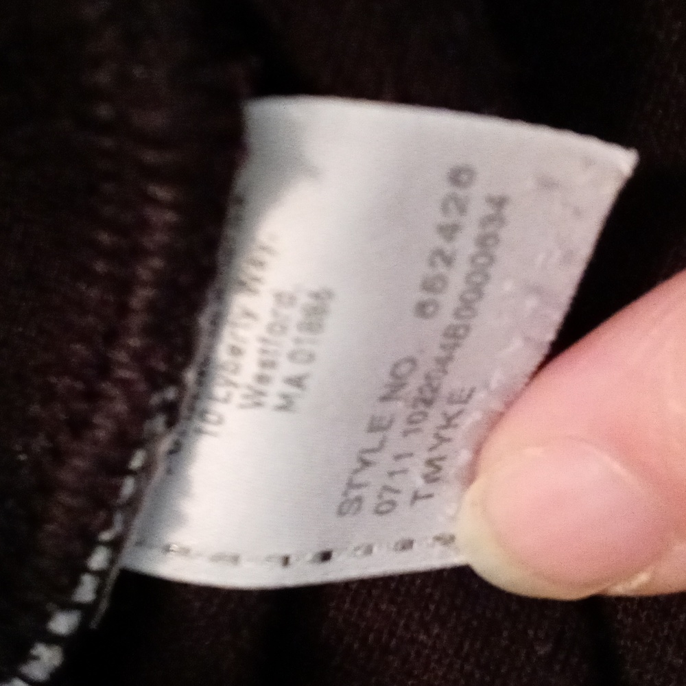 Puma Zippered Jacket - Picture 6 of 6